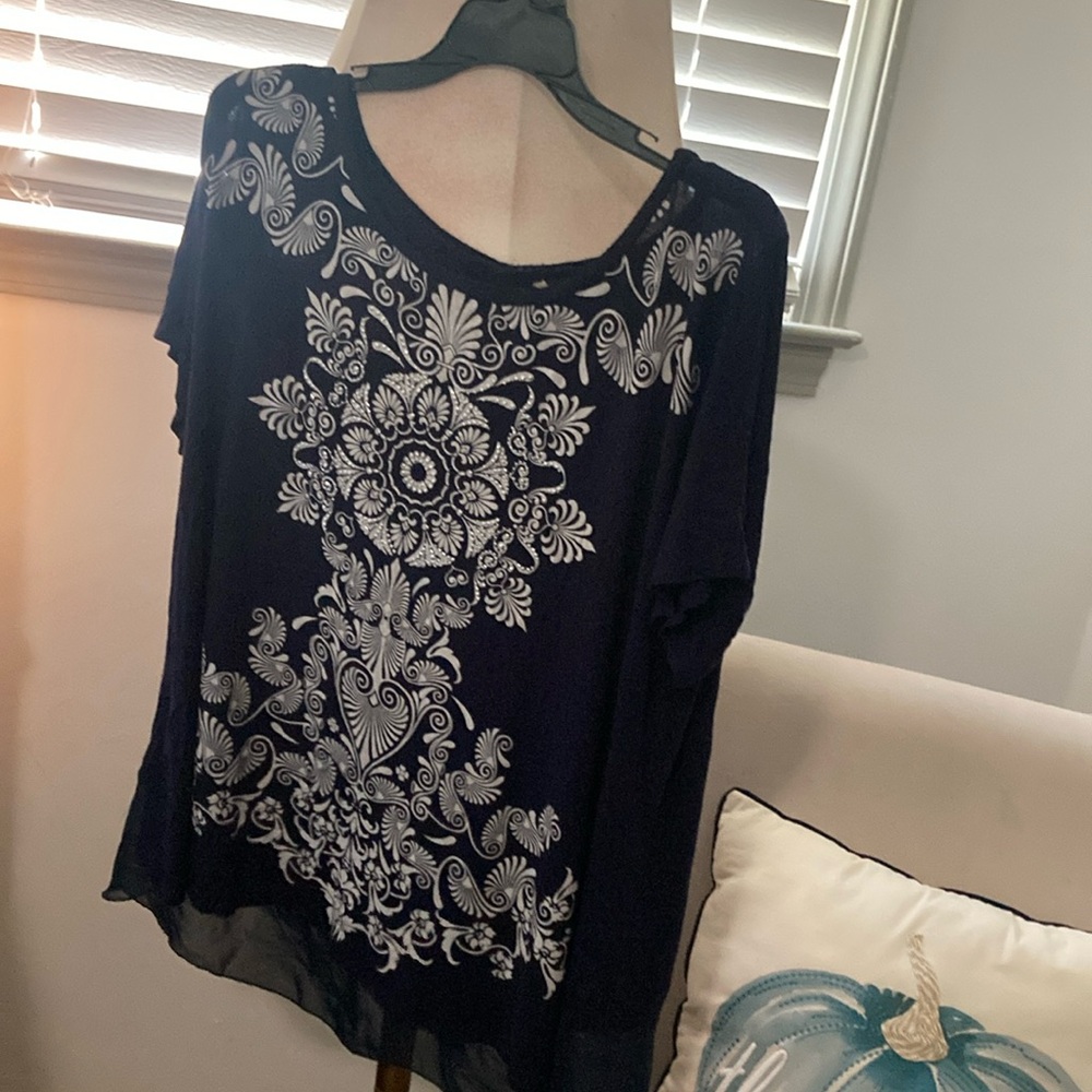 Supper soft and stretchy blouse !